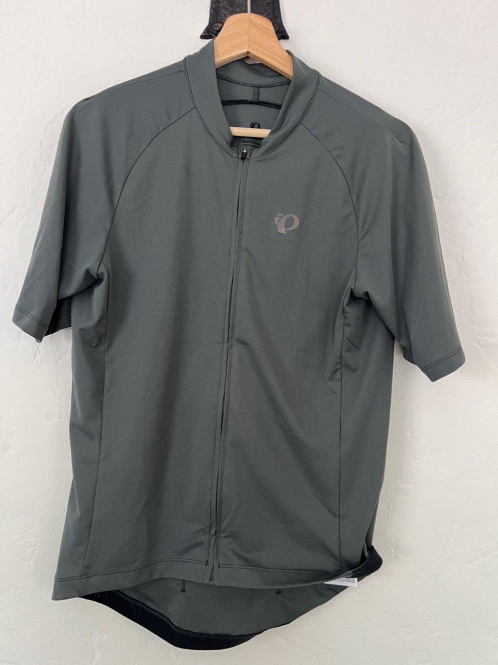 Pearl Izumi Men's Short Sleeve Cycling Jersey - Charcoal Gray